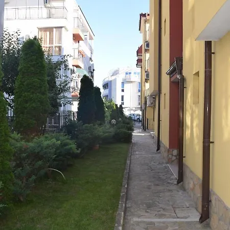 Tilly * Nesebar